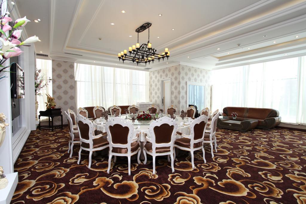 Milky Way Hotel Харбин Екстериор снимка
