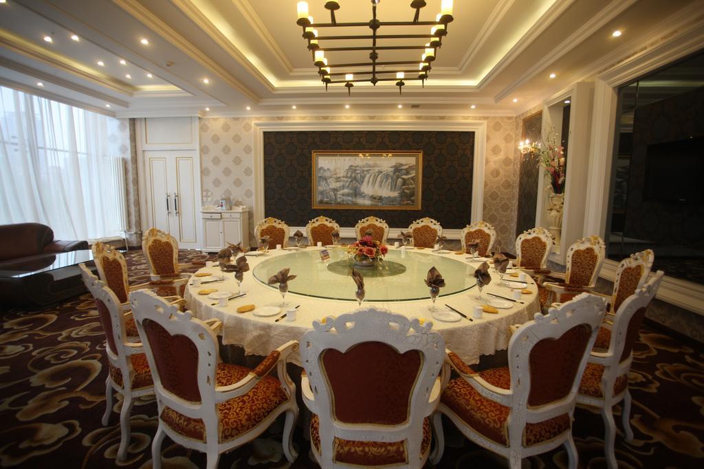 Milky Way Hotel Харбин Екстериор снимка